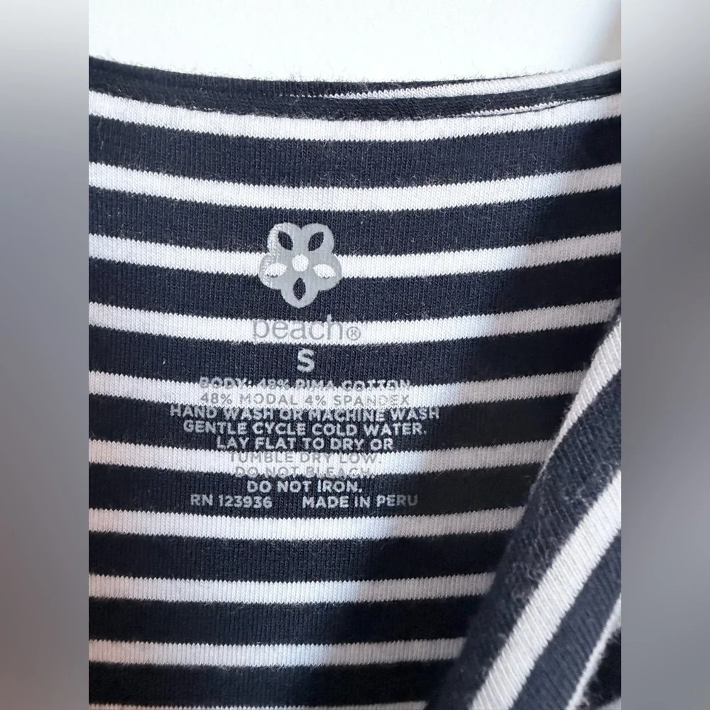 PEACH Striped Navy and White Maxi Dress Women’s Small - Picture 3 of 6